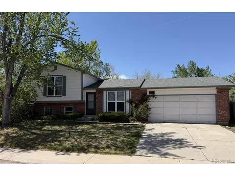 8975 W Teton Cir, Littleton, CO 80128