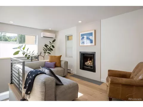 701 Pearl St #4, Boulder, CO 80302 photo 2
