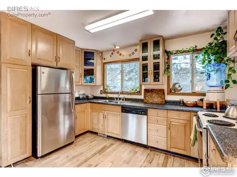 365 Lion Pt, Boulder, CO 80302 photo 9