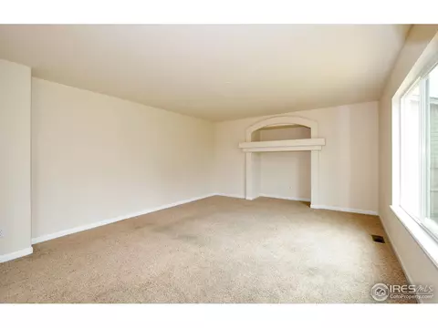 462 Frontier Ln, Johnstown, CO 80534 photo 6