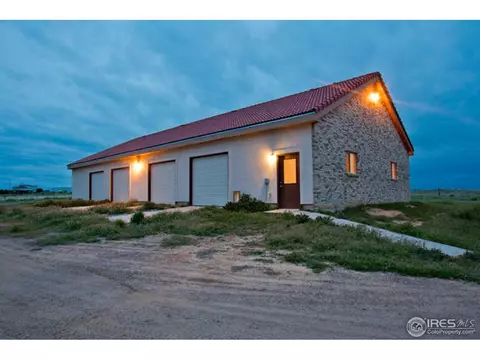 44882 E Iliff Trl, Bennett, CO 80102 photo 4