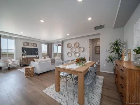 21945 E 51st Dr, Aurora, CO 80019 photo 7