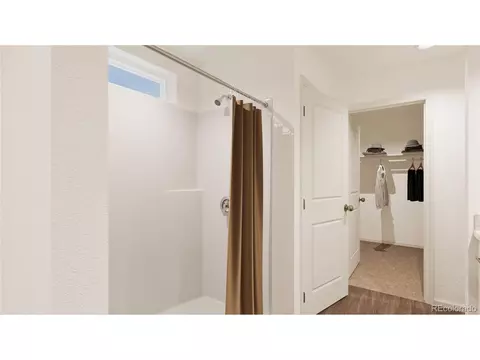 22293 E 38th Pl, Aurora, CO 80019 photo 13