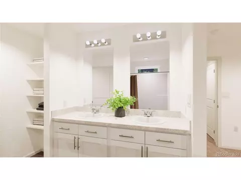 22293 E 38th Pl, Aurora, CO 80019 photo 17