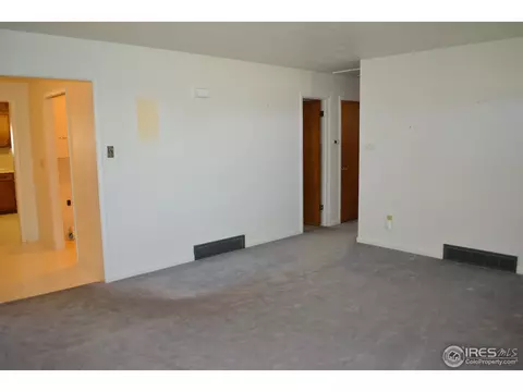 18266 Iris Dr, Sterling, CO 80751 photo 5