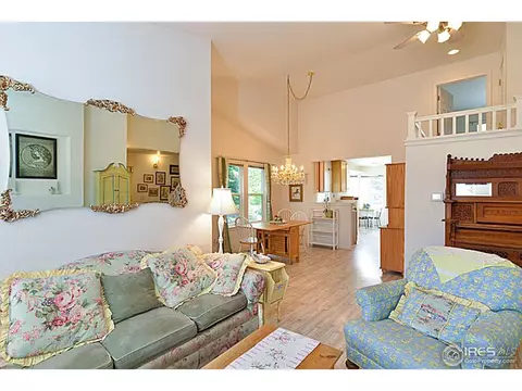 2125 N Fork Dr, Lafayette, CO 80026 photo 2