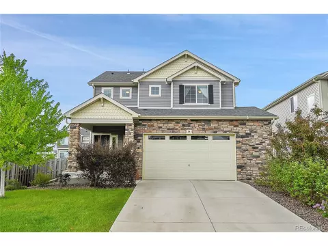 34 N Newcastle Way, Aurora, CO 80018
