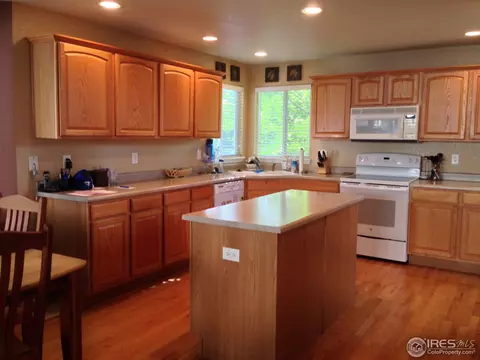 583 Brookside Dr, Longmont, CO 80504 photo 7