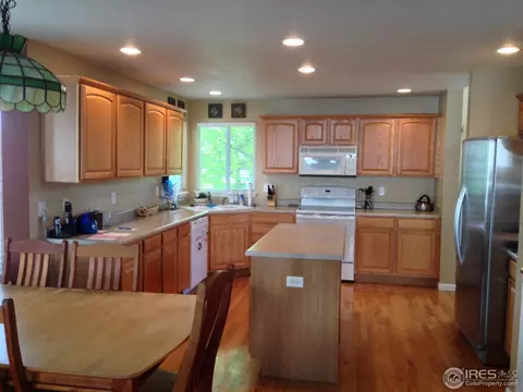 583 Brookside Dr, Longmont, CO 80504 photo 8