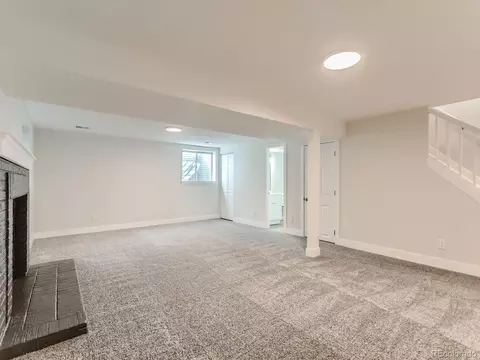 4632 Eureka Ct, Denver, CO 80239 photo 18