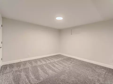 4632 Eureka Ct, Denver, CO 80239 photo 22