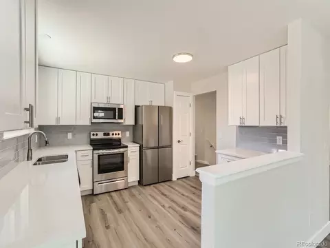 4632 Eureka Ct, Denver, CO 80239 photo 6