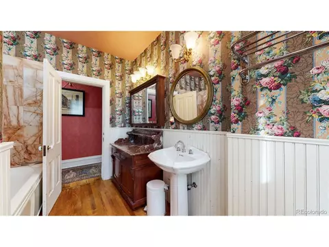2801 Curtis St, Denver, CO 80205 photo 26