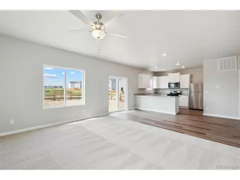7415 E Big Thompson Cir, Frederick, CO 80530 photo 9