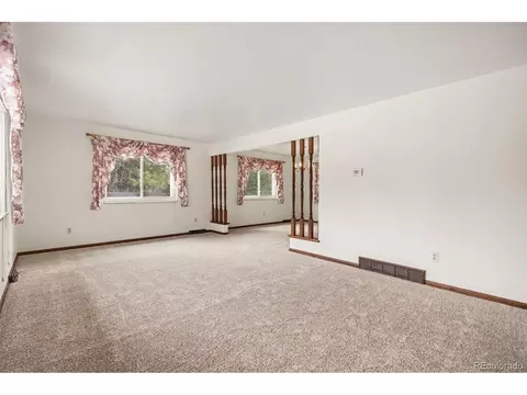 Living - 12503 Exposition Ave, Aurora, CO 80012 photo 3 of 9