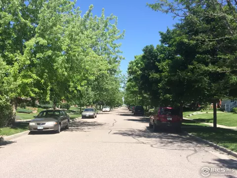 218 E Iowa Ave, Berthoud, CO 80513 photo 2