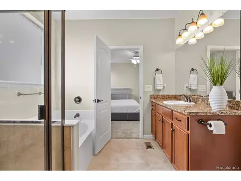 Bath - 42337 Glen Abbey Dr, Elizabeth, CO 80107 photo 2 of 3