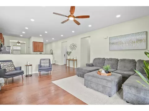 Living - 42337 Glen Abbey Dr, Elizabeth, CO 80107 photo 3 of 3