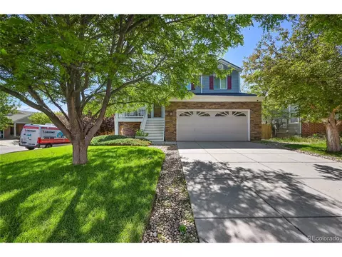 2661 S Halifax Ct, Aurora, CO 80013