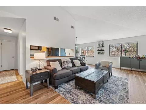540 S Forest St #5-204, Denver, CO 80246