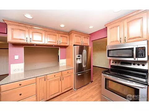 1506 Cambridge Dr, Longmont, CO 80503 photo 5