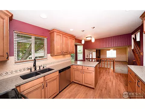 1506 Cambridge Dr, Longmont, CO 80503 photo 4