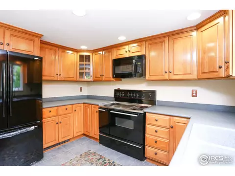 5125 E Davies Dr, Centennial, CO 80122 photo 2