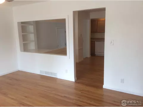 1321 E 119th Pl, Northglenn, CO 80233 photo 4