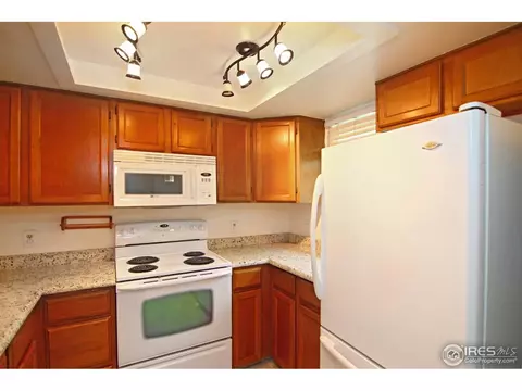 7230 Devinney Ct #C, Arvada, CO 80005 photo 4