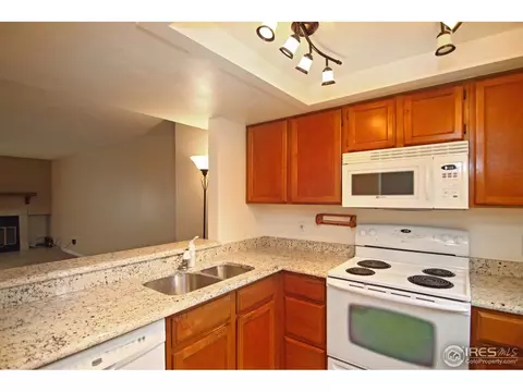7230 Devinney Ct #C, Arvada, CO 80005 photo 5