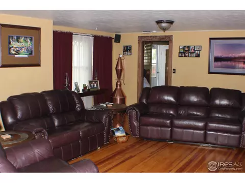 420 S Cedar St, Yuma, CO 80759 photo 2