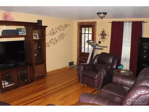 420 S Cedar St, Yuma, CO 80759 photo 3