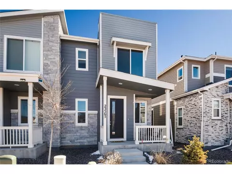 23565 E 5th Pl, Aurora, CO 80018 photo 2