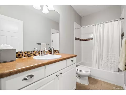 Bath - 9237 E 4th Pl, Denver, CO 80230 photo 6 of 7