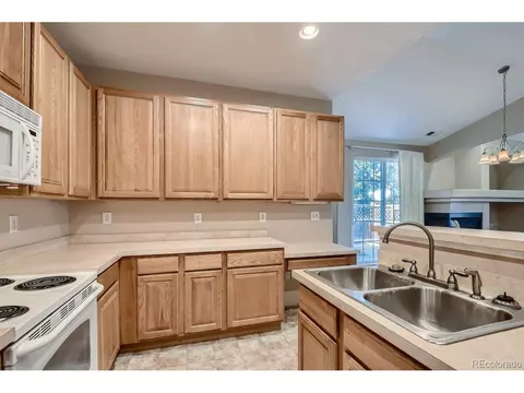 1665 Fraser Ct, Aurora, CO 80011 photo 12