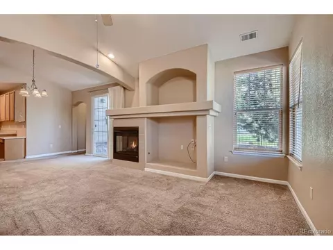 1665 Fraser Ct, Aurora, CO 80011 photo 6