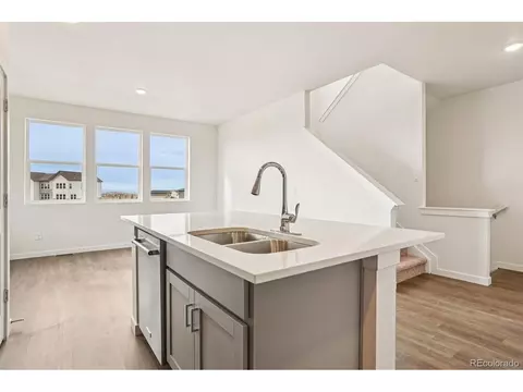 Kitchen - 24111 E 54th Pl, Aurora, CO 80019 photo 4 of 4
