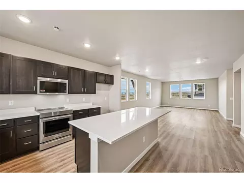 Kitchen - 24111 E 54th Pl, Aurora, CO 80019 photo 5 of 8