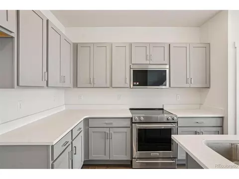 Kitchen - 24111 E 54th Pl, Aurora, CO 80019 photo 2 of 4