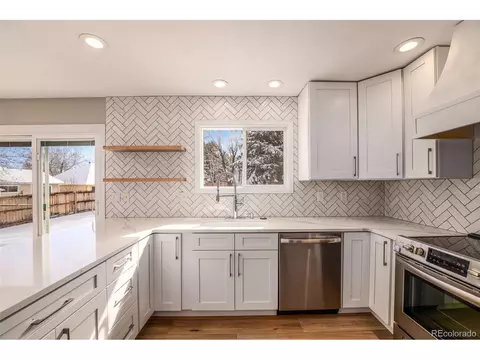 20786 E Powers Cir, Centennial, CO 80015 photo 4