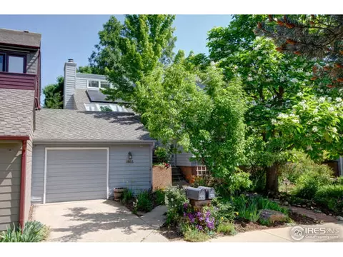 3685 Roundtree Ct, Boulder, CO 80304 photo 2