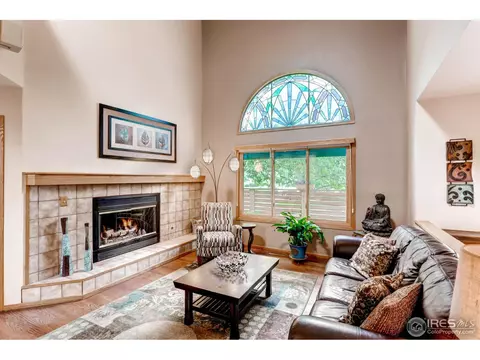 5563 Stonewall Pl, Boulder, CO 80303 photo 2