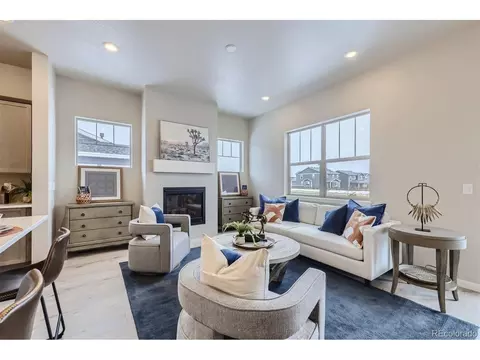 797 Quarry Cir, Erie, CO 80516 photo 2