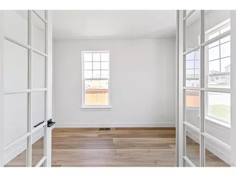 28564 E 6th Pl, Watkins, CO 80137 photo 3