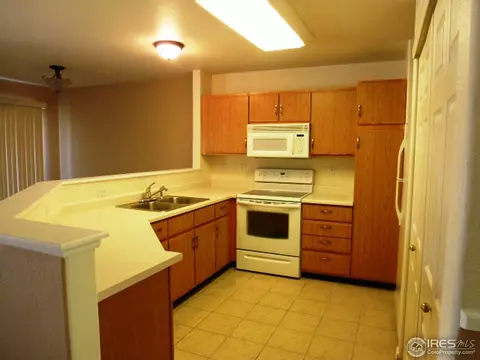 2007 E 103rd Ave, Thornton, CO 80229 photo 3
