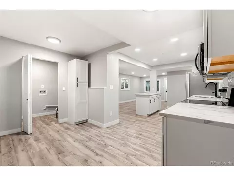 13605 E 13th Ave, Aurora, CO 80011 photo 10