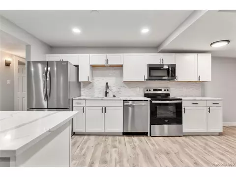 13605 E 13th Ave, Aurora, CO 80011 photo 9