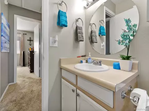 1323 Eagle St, Aurora, CO 80011 photo 23