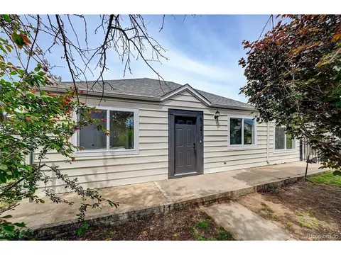 6121 Pontiac St, Commerce City, CO 80022