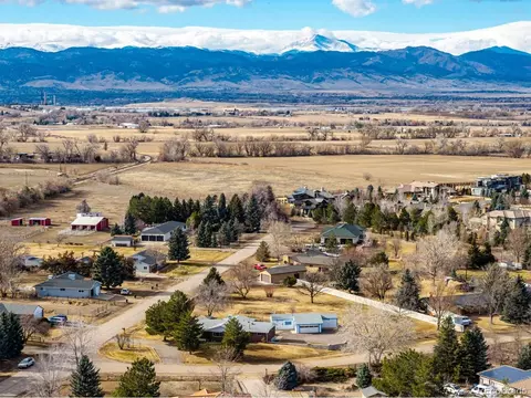 833 Applewood Dr, Lafayette, CO 80026